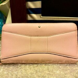 Kate Spade pink saffiano wallet